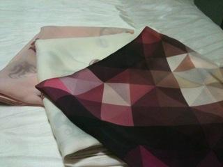 โรงงานผลิตผ้าพันคอพิมพ์ลาย ทั้งผ้าชีฟอง และผ้าไหม